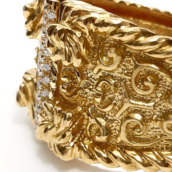 18K Gold Diamond & Ruby Handcrafted Bangle Limited Edition - Picture 10 of 16